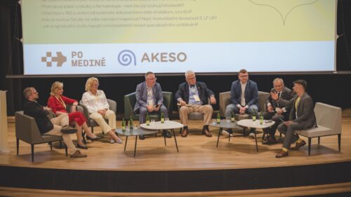 Druhý den patří debatní aréna kvalitě výuky na lékařských fakultách. Výsledky letošního benchmarkingu již brzy najdete na webu Po medině.